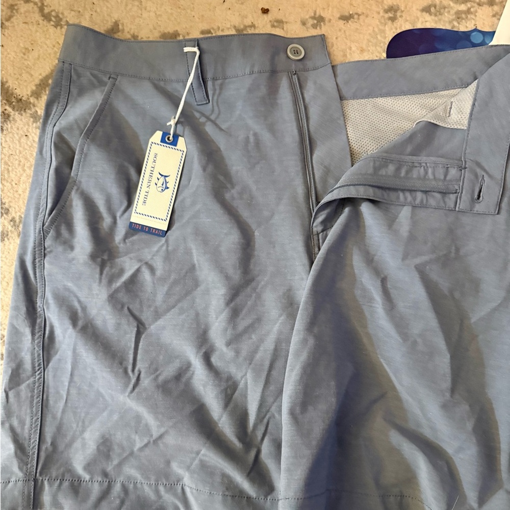 Southern Tide Blue Flat Front Men Shorts